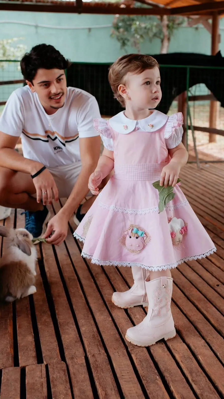 Vestido Fazendinha Bordado